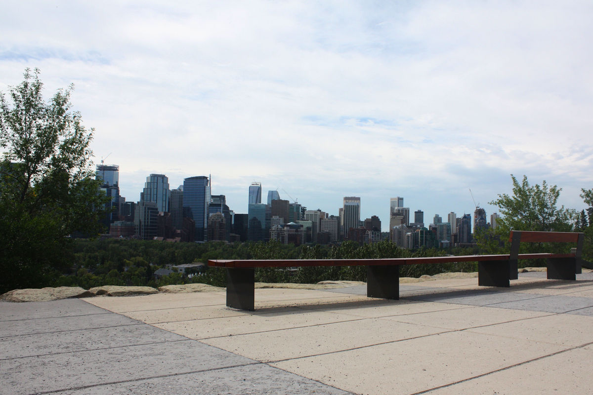 Crescent Road Promenade